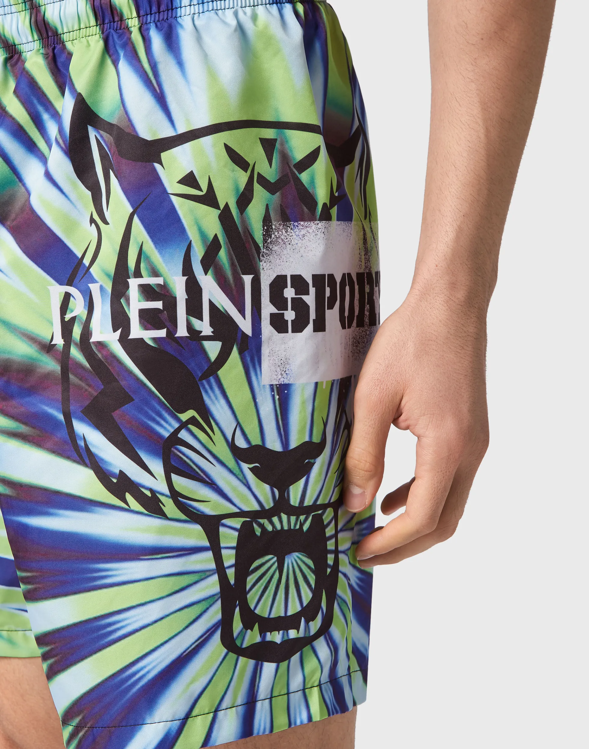 Pantaloncini da Nuoto Uomo Plein Sport con Stampa Tie-Dye e Motivo Tigre - Design Avventuroso e Stile Elegante