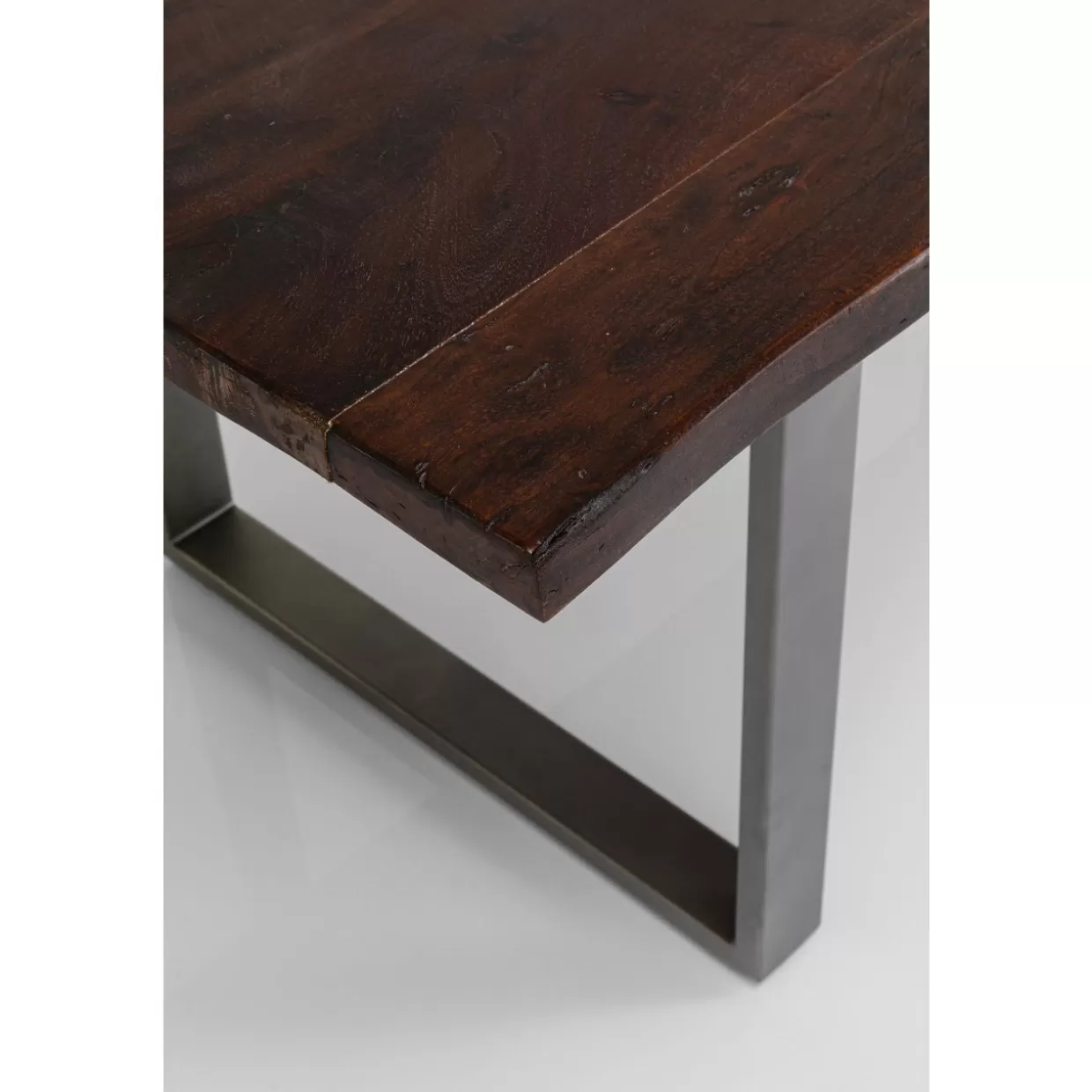 Tavolo Harmony KARE Design - Struttura in acciaio brunito con piano 200x100 cm per ambienti industrial chic 

(：，