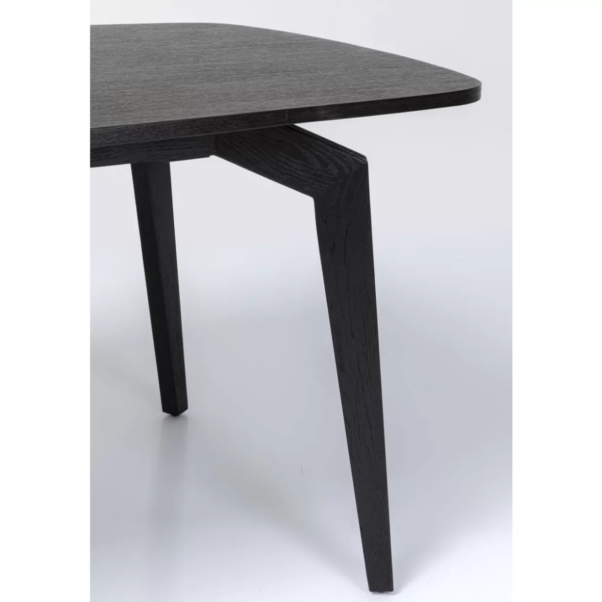 Tavolo design Milano 180x90 cm - KARE Collection per arredamenti ricercati 

Tavolo da pranzo contemporaneo KARE - Linea Milano (180x90 cm) per interni d'autore 

Tavolo firmato KARE Design - Modello Milano con dimensioni 180x90 cm, ideale per spazi moderni 

KARE Design - Tavolo stile Milano 180x90 cm per living di carattere 

Tavolo design contemporaneo KARE | Serie Milano 180x90 cm - Soluzione arredamento premium