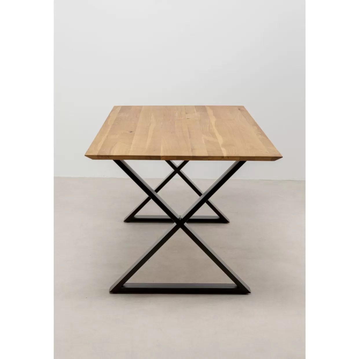 Tavolo Elegante Symphony in Quercia con Design Incrociato Nero - KARE Design, 180x90 cm - Ideale per Soggiorno o Sala da Pranzo