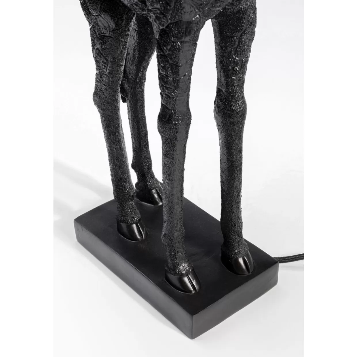 Lampada da Tavolo Giraffa Stilizzata in Nero Opaco - Design Moderno per Arredamento