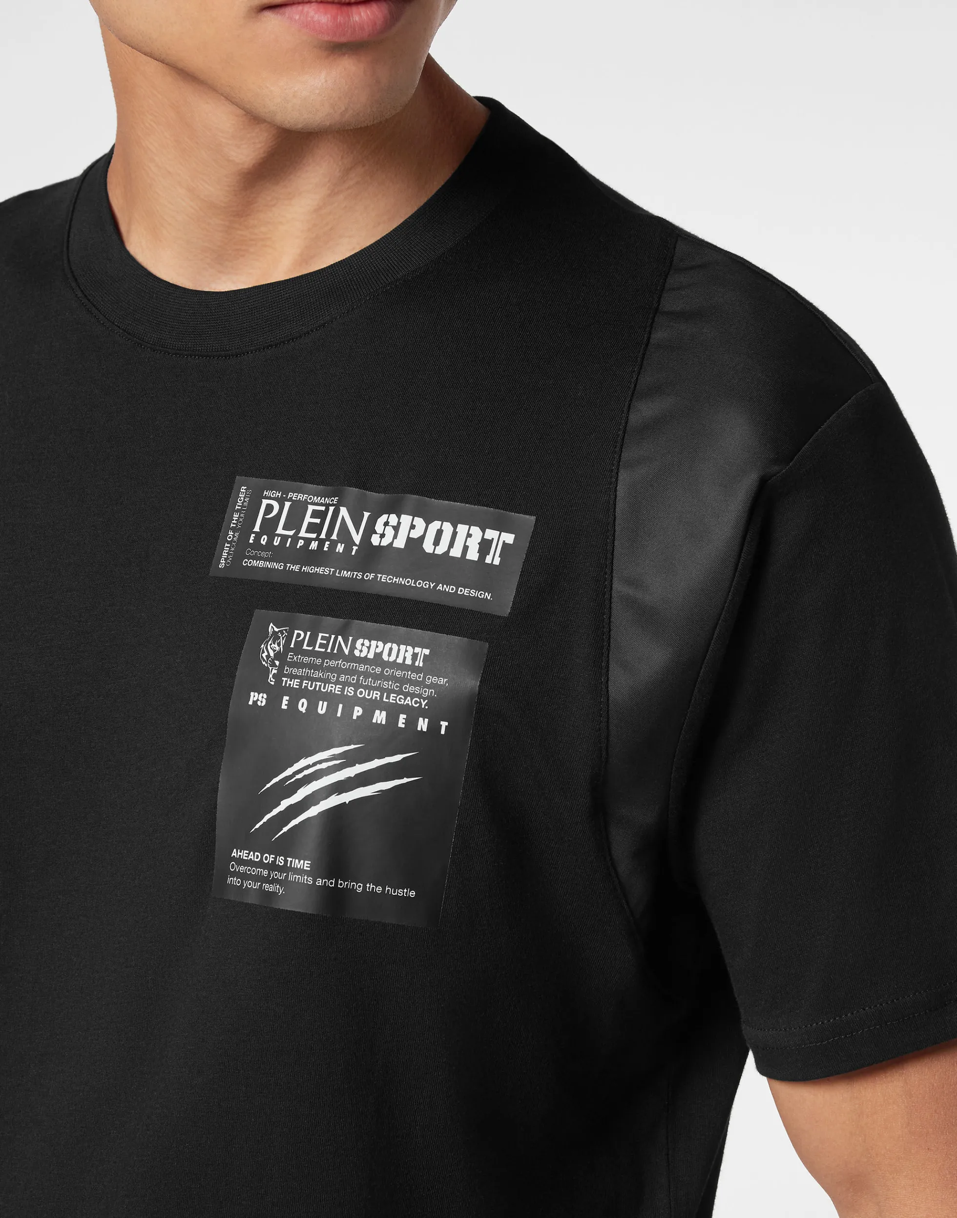 Maglietta Sportiva Uomo Plein - Modello Classico a Mezza Manica Edizione Globale, T-Shirt Casual con Scollo Tondo per Stile Dinamico e Confortevole
