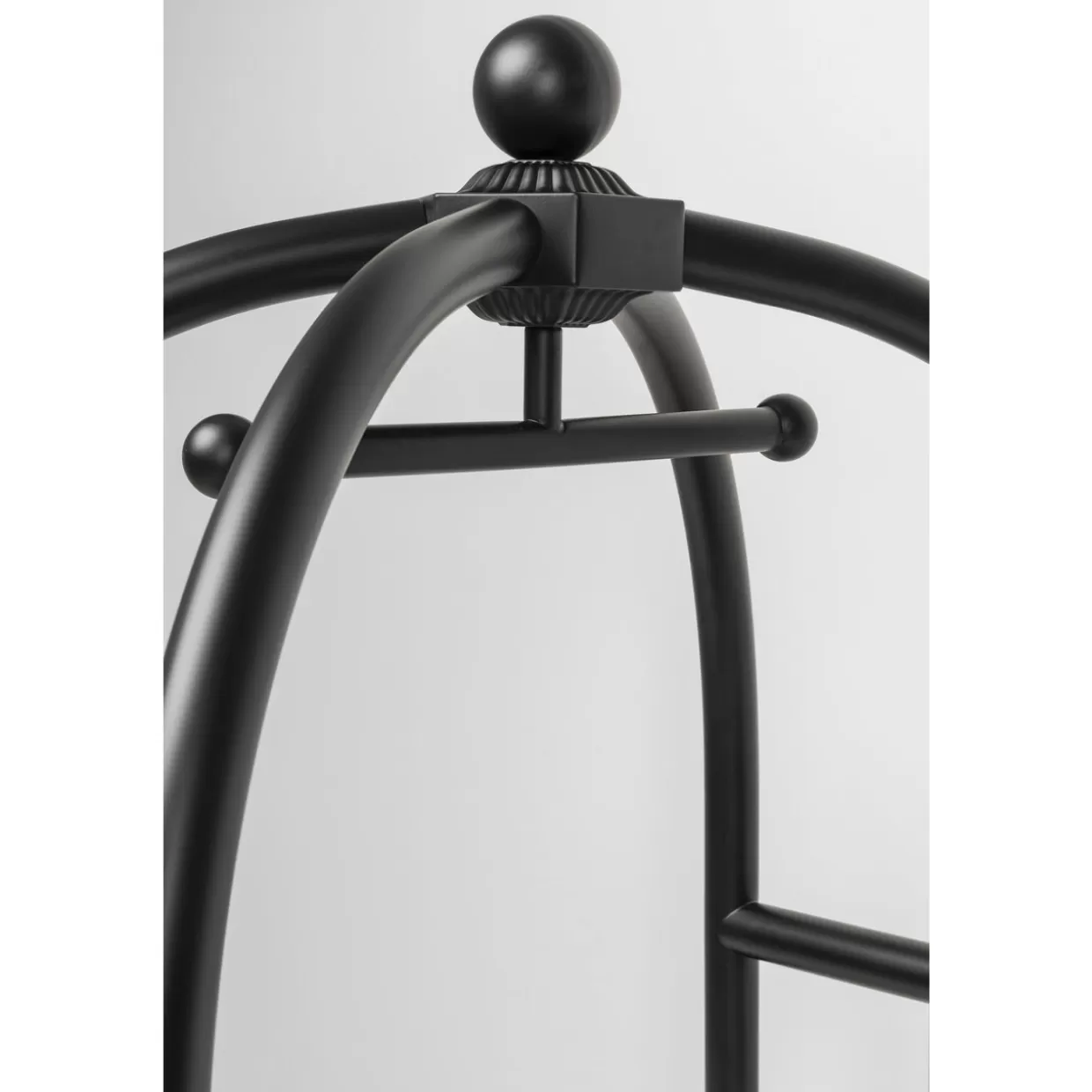 KARE Design - Arredi Compatti e Accessori con Carrello Bagagli VIP Vegas in Nero Opaco per Ambienti Moderni