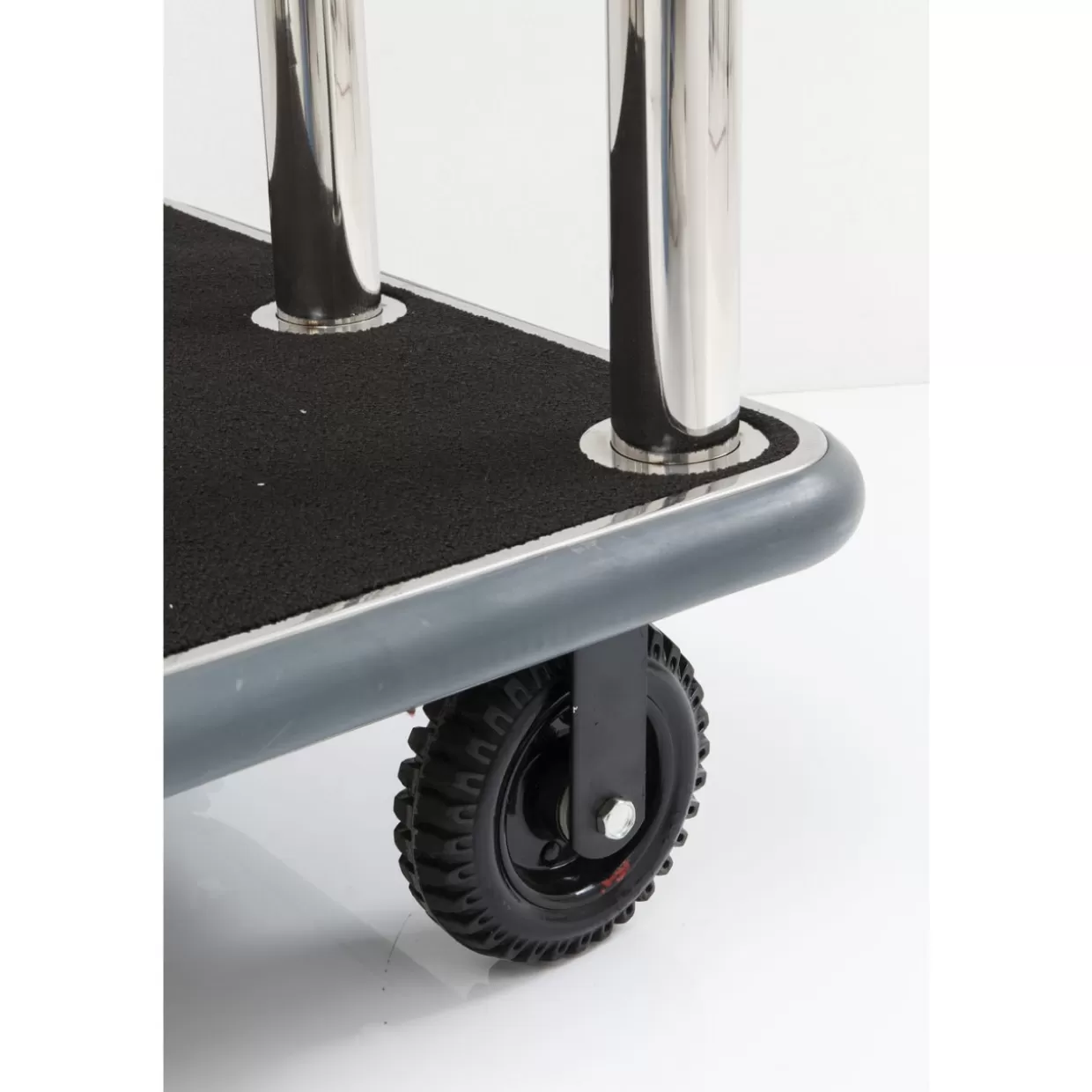 Carrello Bagagli VIP in Tonalità Silver Vegas - Arredi Compatti e Accessori Esclusivi by KARE Design