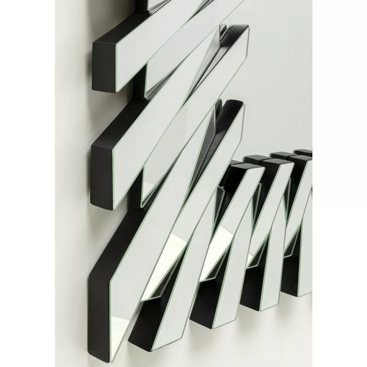Specchio Moderno KARE Design 'Sprocket' per Arredamento Contemporaneo, 83x120 cm - Cornice Minimal con Effetto Metallizzato, Decorazione Parete Soggiorno