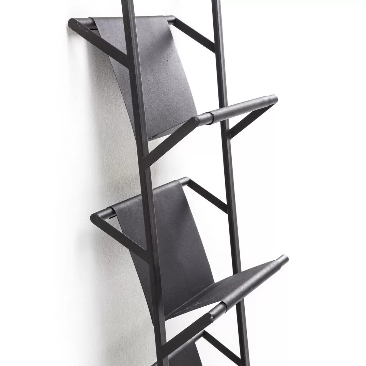 Organizzatore Riviste Moderno KARE – Supporto Espositivo 174cm Design Contemporaneo